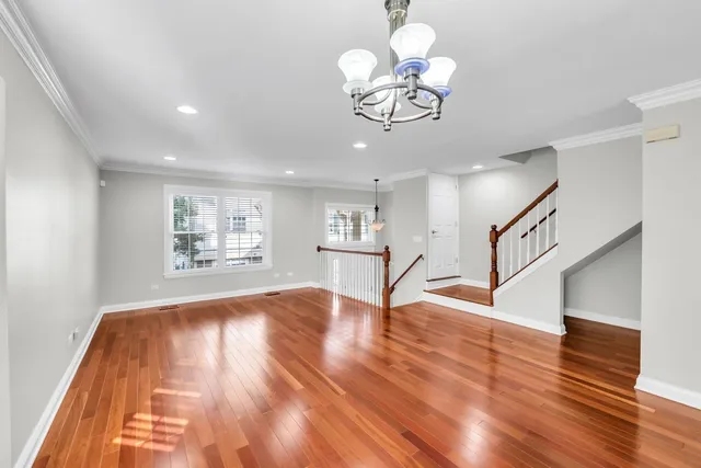 $3,000 | 18599 West Sterling Court, Grayslake, IL 60030