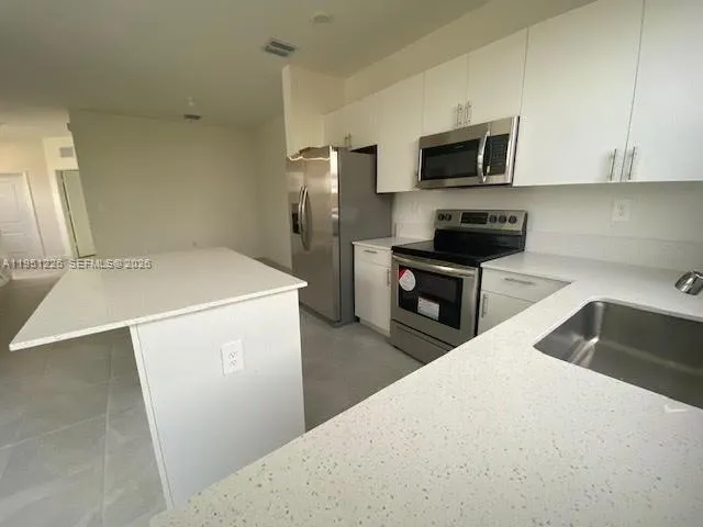 $2,799 | 11803 Southwest 247th Terrace, Homestead, FL 33032