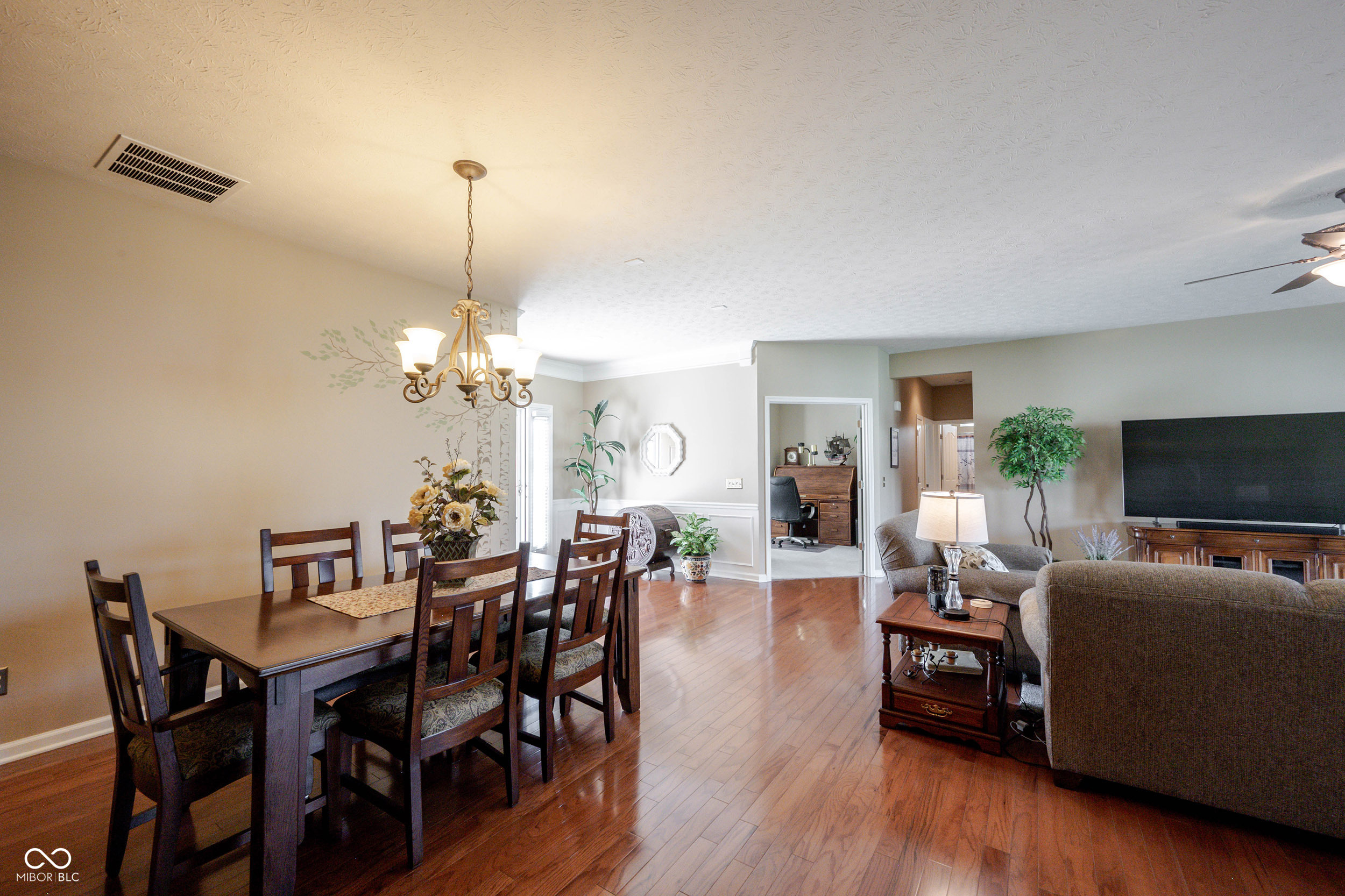 16204 Oliver Street Fishers, IN 46037 - Photo 6 of 50
