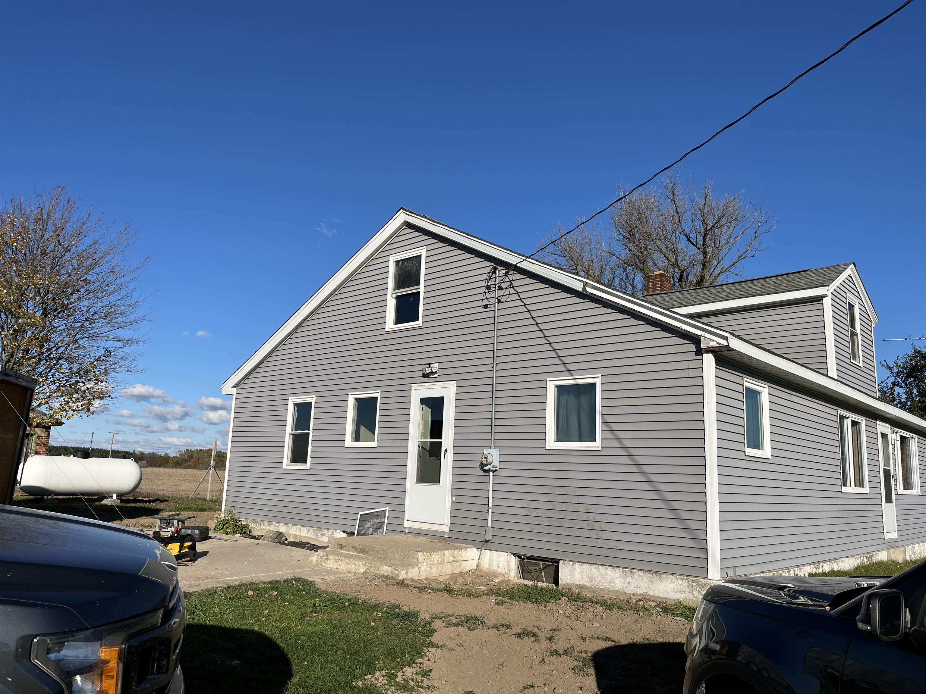 6034 West Sterling Road Sterling, MI 48659 - Photo 1 of 25