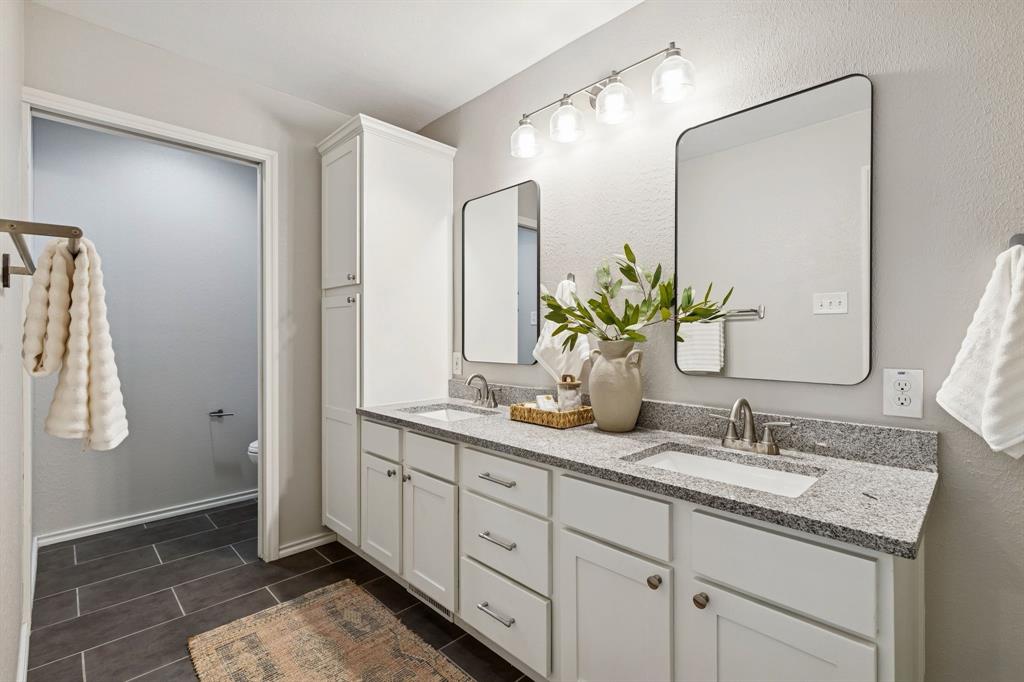 6306 Highgate Lane Dallas, TX 75214 - Photo 13 of 20