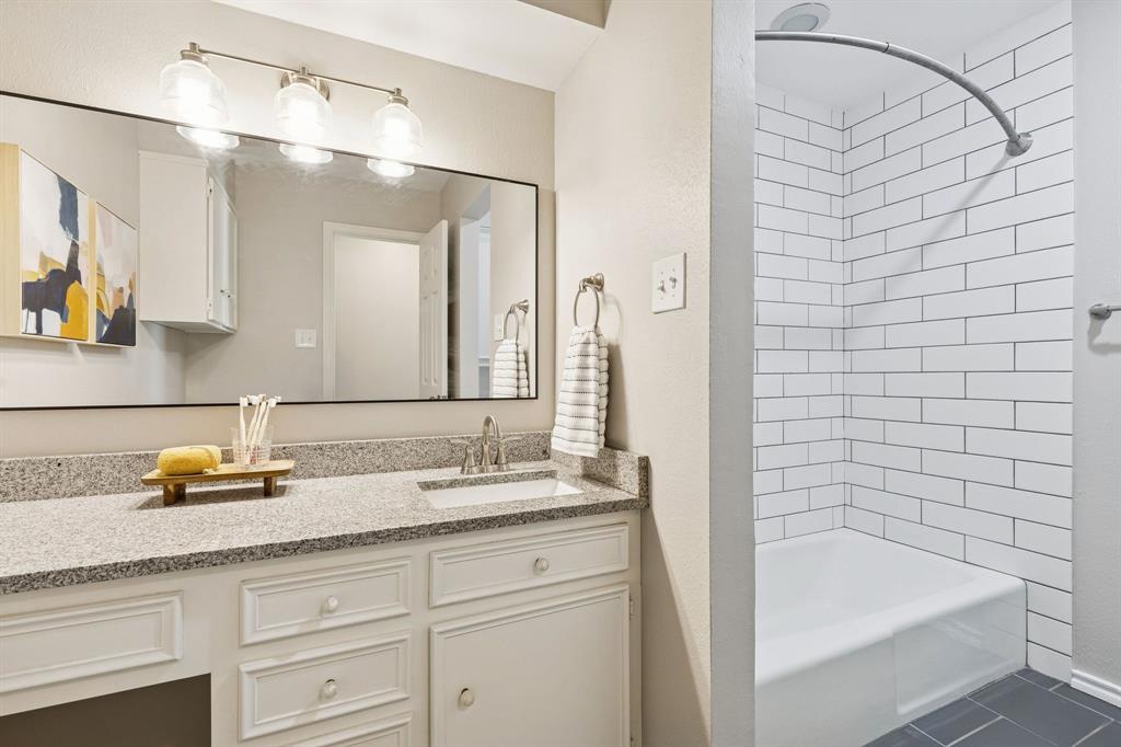 6306 Highgate Lane Dallas, TX 75214 - Photo 17 of 20