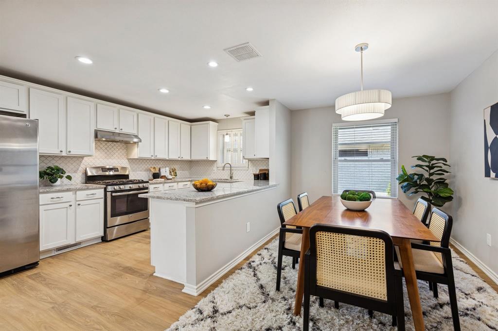 6306 Highgate Lane Dallas, TX 75214 - Photo 5 of 20