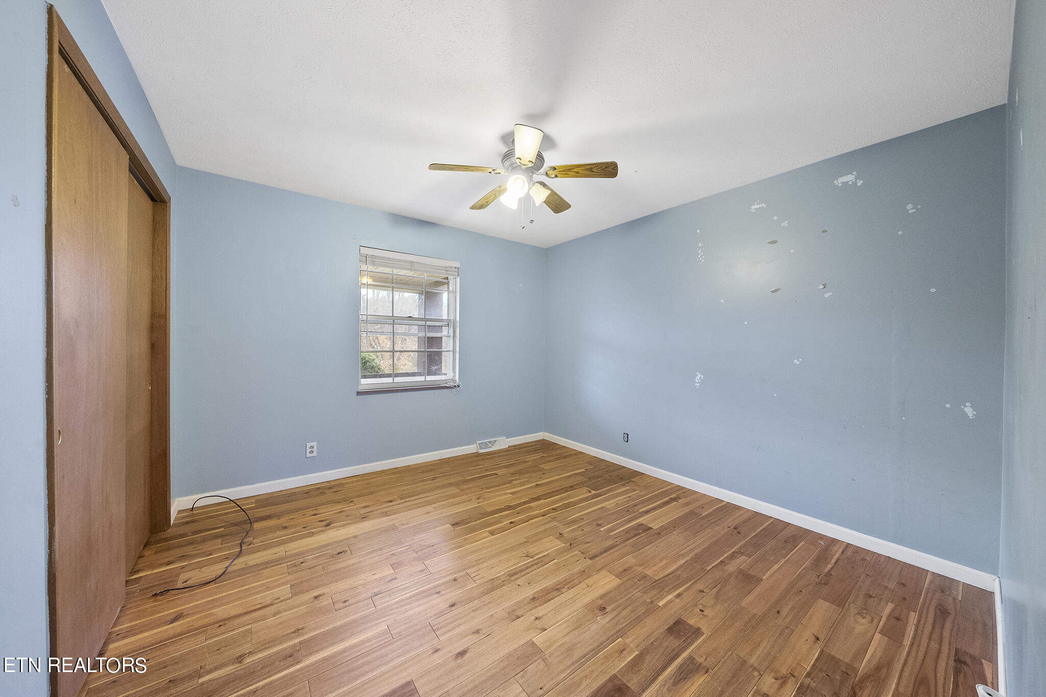 9828 Smoky Row Road Strawberry Plains, TN 37871 - Photo 14 of 43 bedroom 1
