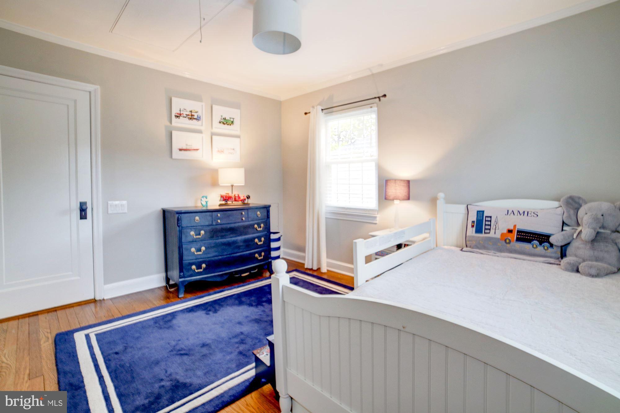 2510 Cameron Mills Road Alexandria, VA 22302 - Photo 18 of 32 Large second bedroom