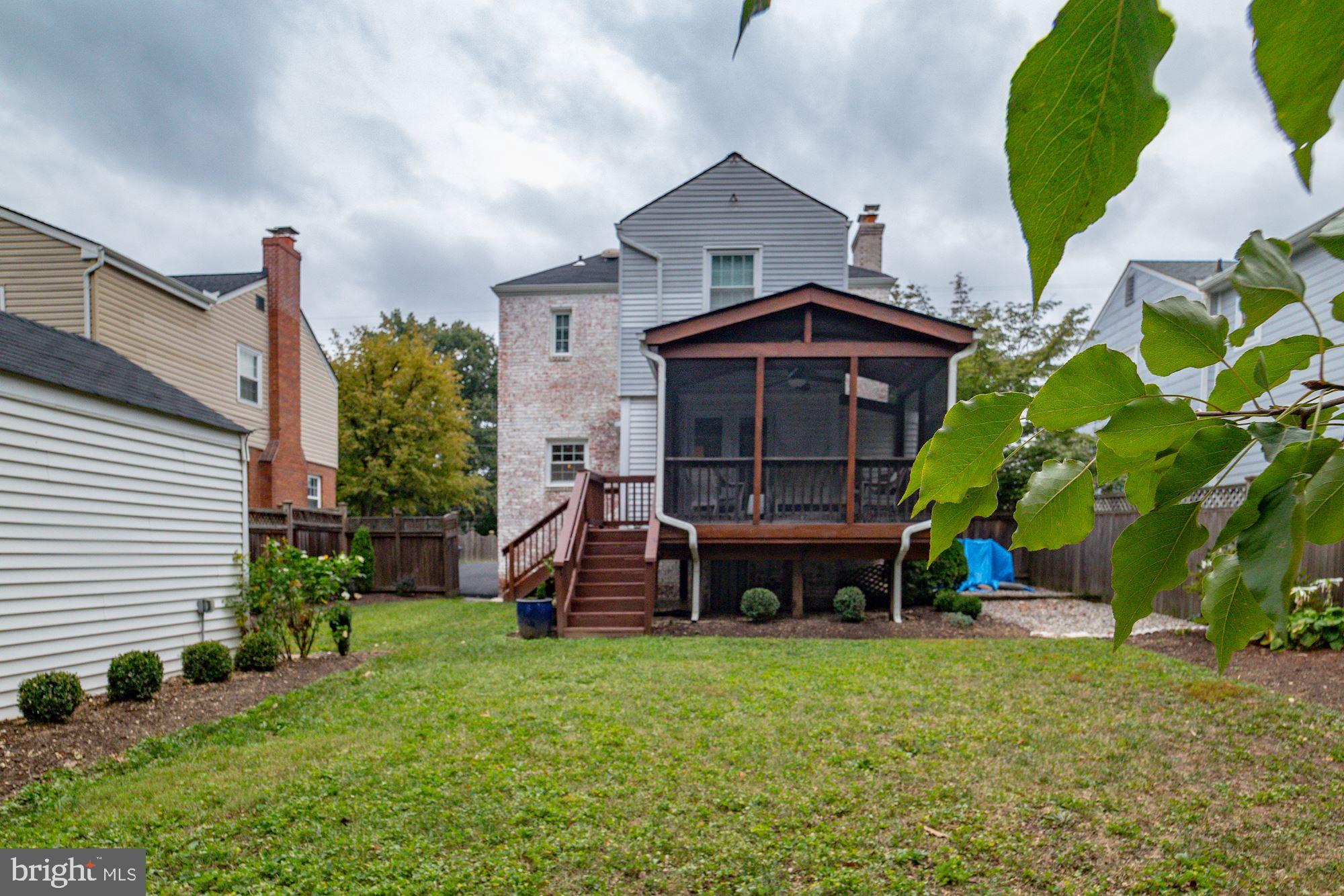 2510 Cameron Mills Road Alexandria, VA 22302 - Photo 29 of 32 Large flat backyard