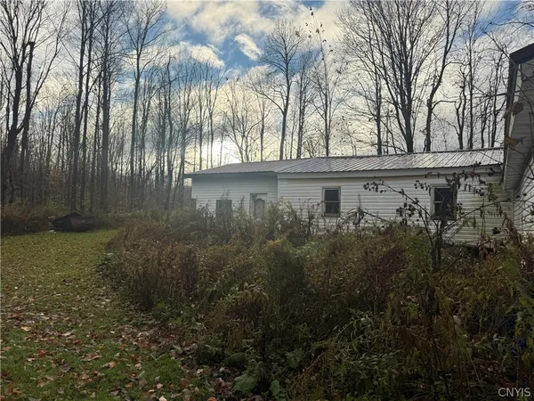 $80,000 | 1499 Highway 104, Parish, NY 13131