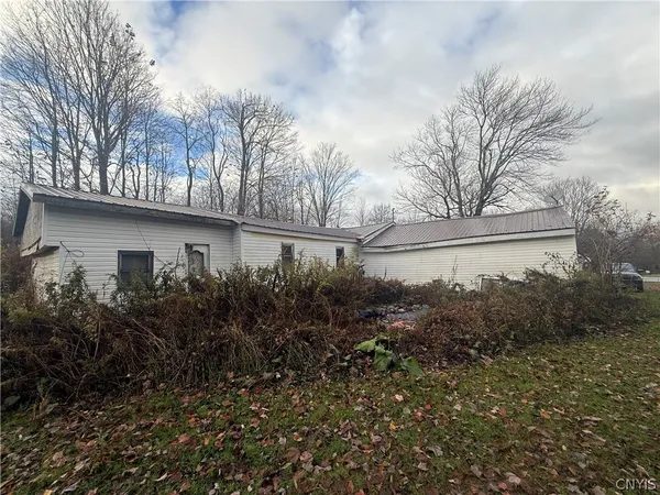$80,000 | 1499 Highway 104, Parish, NY 13131