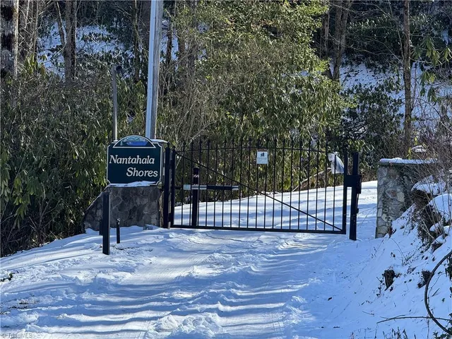 $44,900 | Lot 35 Nantahala Shores Road, Topton, NC 28781