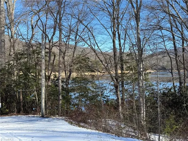 $44,900 | Lot 35 Nantahala Shores Road, Topton, NC 28781