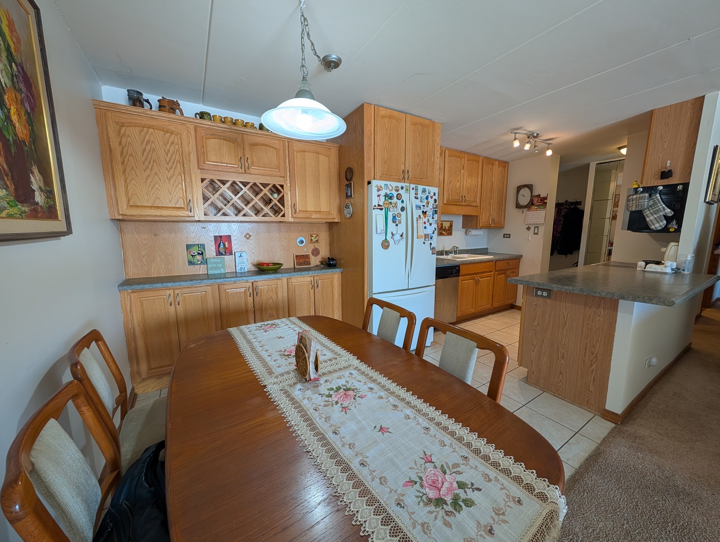 18 East Old Willow Road, Unit 425N Prospect Heights, IL 60070 - Photo 8 of 22 a view of a living room and dining room