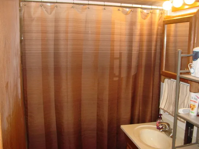 $195,000 | 18 East Old Willow Road, Unit 425N, Prospect Heights, IL 60070