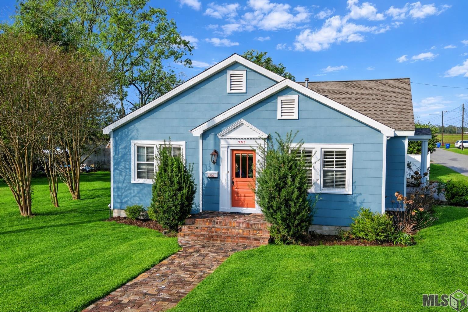 206 Coulon Road Thibodaux, LA 70301 - Photo 1 of 19