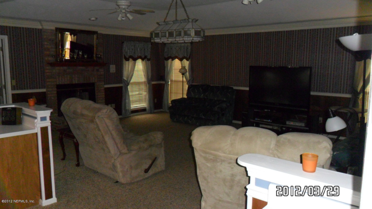 11716 Bridges Road Jacksonville, FL 32218 - Photo 15 of 22 Living Room