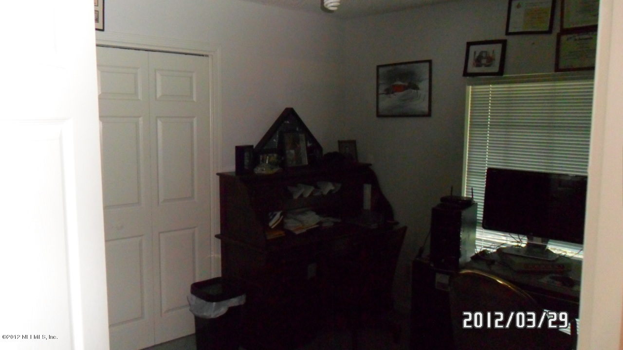 11716 Bridges Road Jacksonville, FL 32218 - Photo 19 of 22 Spare Bedroom #3