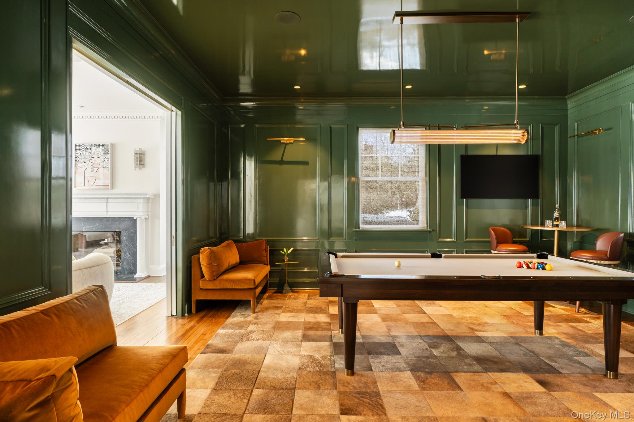 217 Hommocks Road Larchmont, NY 10538 - Photo 16 of 49 Bar pool room