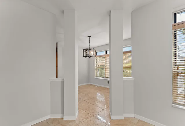 $715,000 | 221 1st Avenue Northeast, Unit 5, Minneapolis, MN 55413