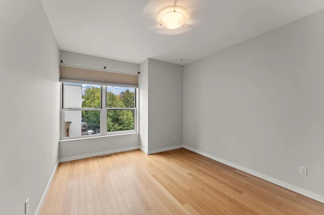 $715,000 | 221 1st Avenue Northeast, Unit 5, Minneapolis, MN 55413