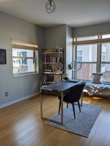 $715,000 | 221 1st Avenue Northeast, Unit 5, Minneapolis, MN 55413