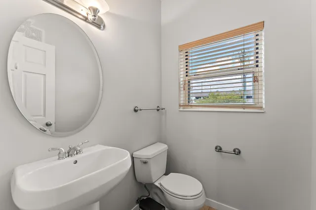 $715,000 | 221 1st Avenue Northeast, Unit 5, Minneapolis, MN 55413