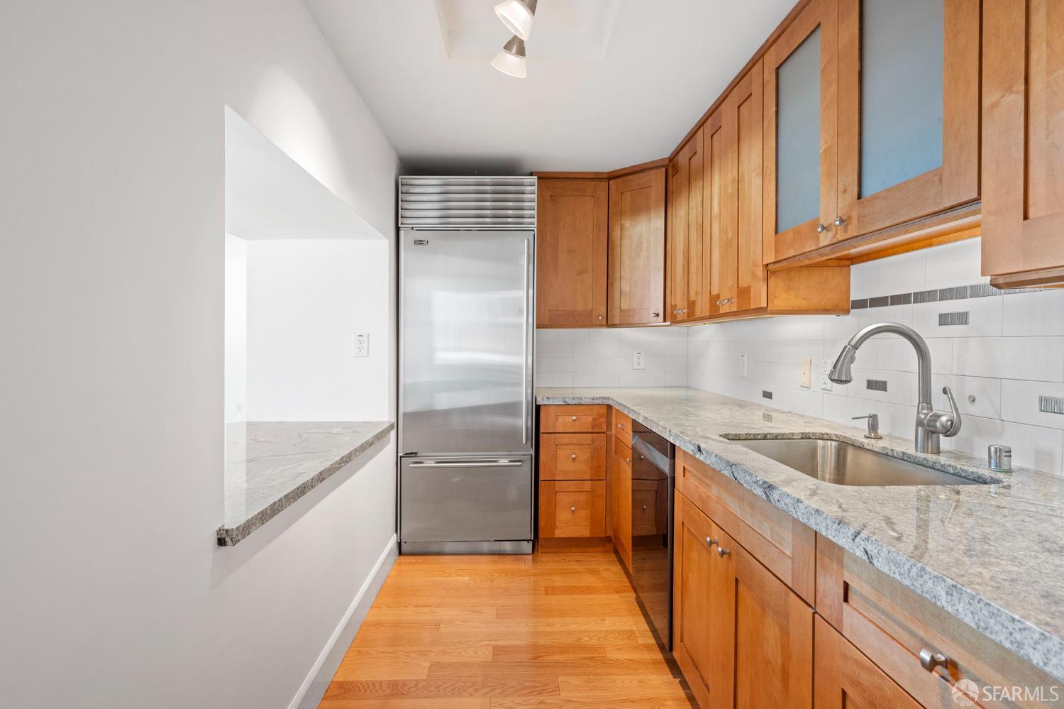 111 Chestnut Street, Unit 611 San Francisco, CA 94111 - Photo 7 of 10