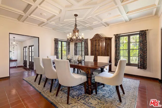 $3,950,000 | 101 South Fuller Avenue, Los Angeles, CA 90036