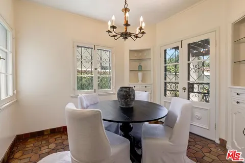 $3,750,000 | 101 South Fuller Avenue, Los Angeles, CA 90036