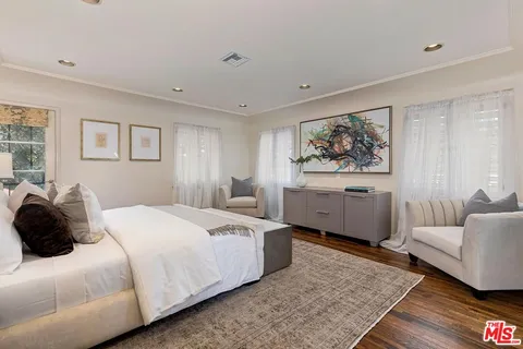 $3,750,000 | 101 South Fuller Avenue, Los Angeles, CA 90036