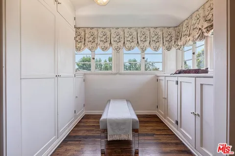 $3,750,000 | 101 South Fuller Avenue, Los Angeles, CA 90036