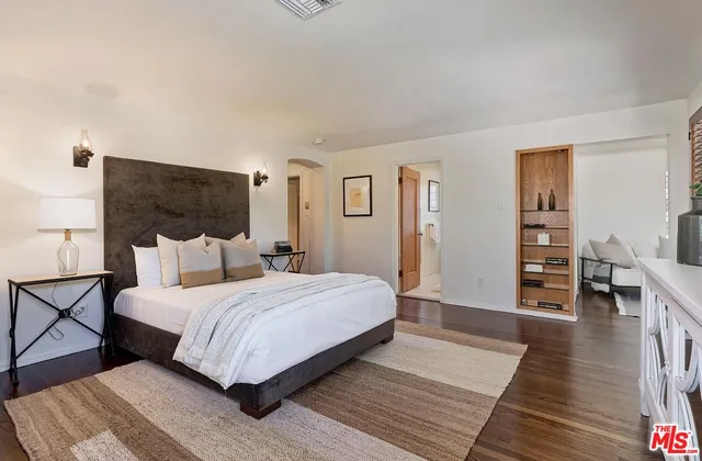 $3,950,000 | 101 South Fuller Avenue, Los Angeles, CA 90036