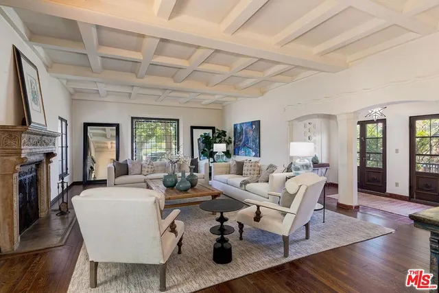 $3,950,000 | 101 South Fuller Avenue, Los Angeles, CA 90036