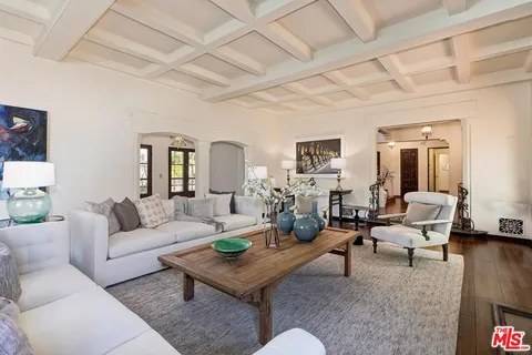 $3,750,000 | 101 South Fuller Avenue, Los Angeles, CA 90036