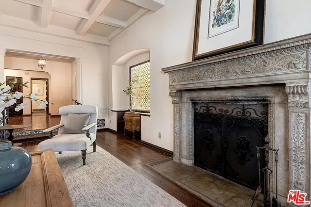$3,950,000 | 101 South Fuller Avenue, Los Angeles, CA 90036