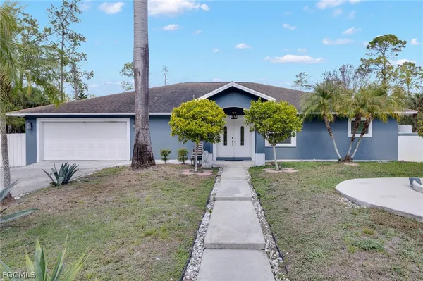 $780,000 | 3411 Golden Gate Boulevard East, Naples, FL 34120