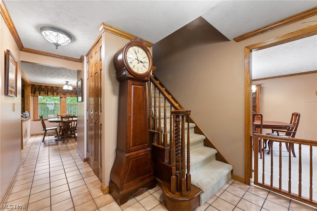 5717 Phillips Rice Road Cortland, OH 44410 - Photo 4 of 34 Gallery Image 4