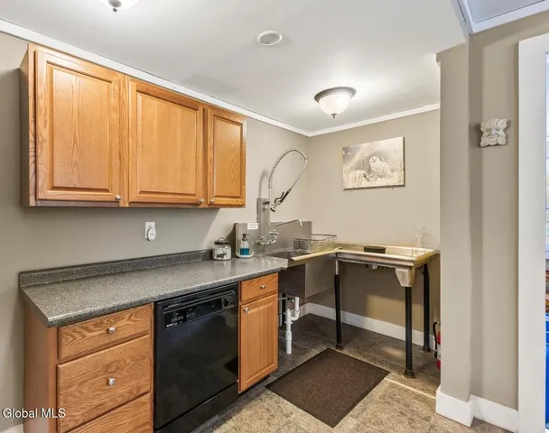 $1,440,000 | 965 Deerland Road, Long Lake, NY 12847