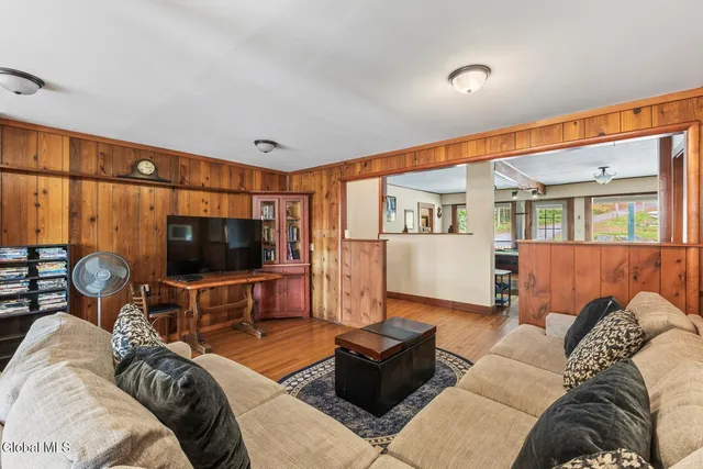 $1,440,000 | 965 Deerland Road, Long Lake, NY 12847