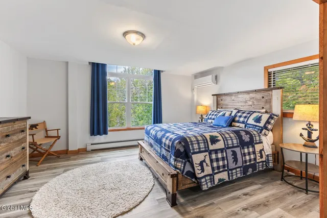 $1,440,000 | 965 Deerland Road, Long Lake, NY 12847