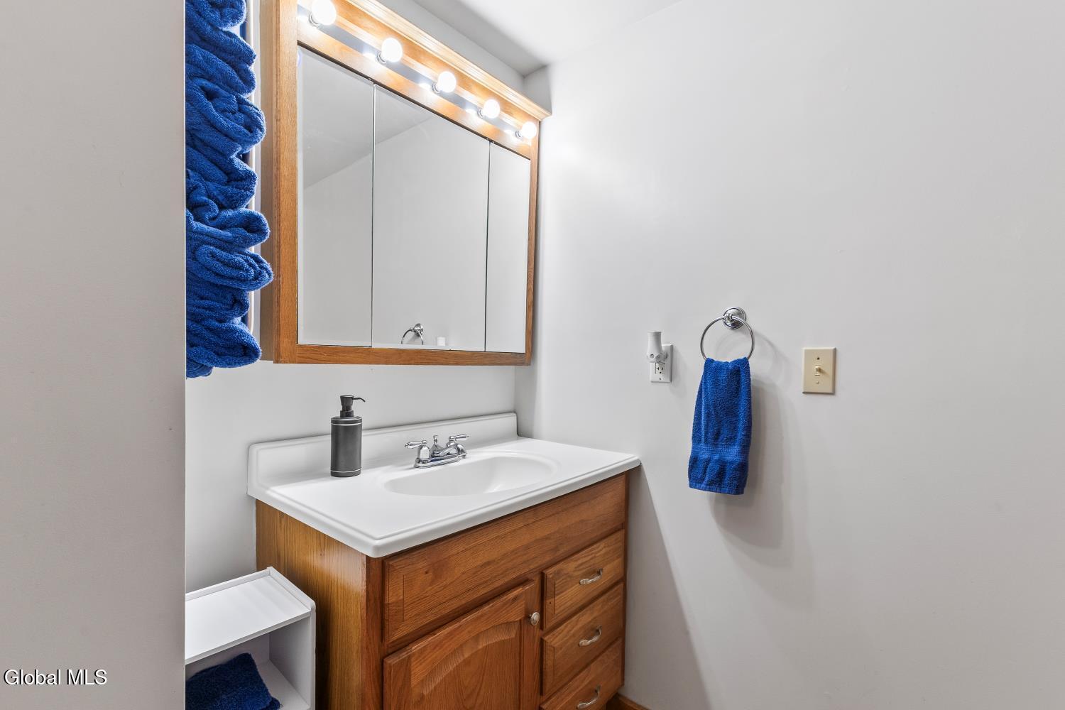 965 Deerland Road Long Lake, NY 12847 - Photo 38 of 61 ybsh1hqqfm