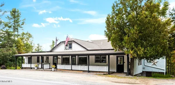 $1,290,000 | 965 Deerland Road, Long Lake, NY 12847