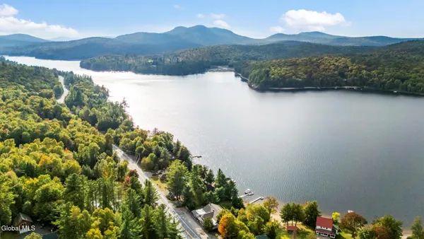 $1,290,000 | 965 Deerland Road, Long Lake, NY 12847