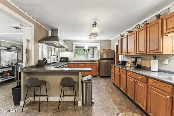 $1,290,000 | 965 Deerland Road, Long Lake, NY 12847