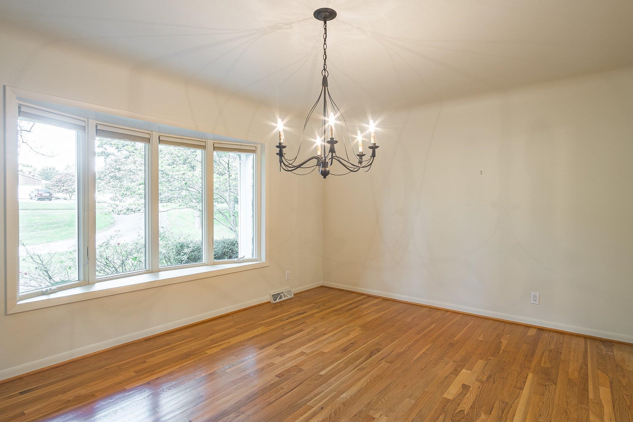 1136 Brewster Road Rochester Hills, MI 48306 - Photo 7 of 45
