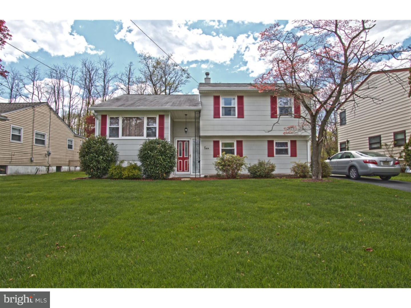 10 Sherbrooke Road Ewing, NJ 08638 - Photo 1 of 23
