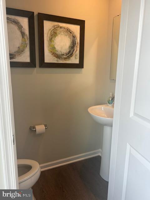 2562 Laurel Pk Drive Culpeper, VA 22701 - Photo 12 of 23 a bathroom with a toilet and a sink