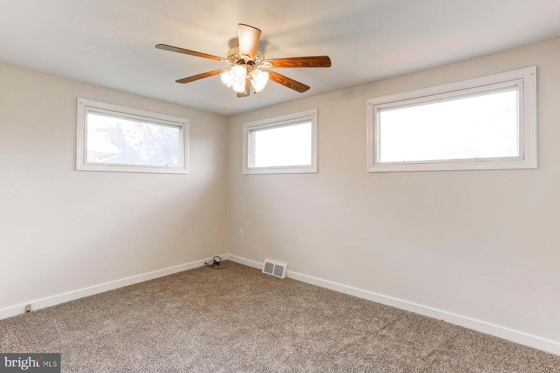 3216 Brookfield Road Harrisburg, PA 17109 - Photo 13 of 27 Gallery Image 13