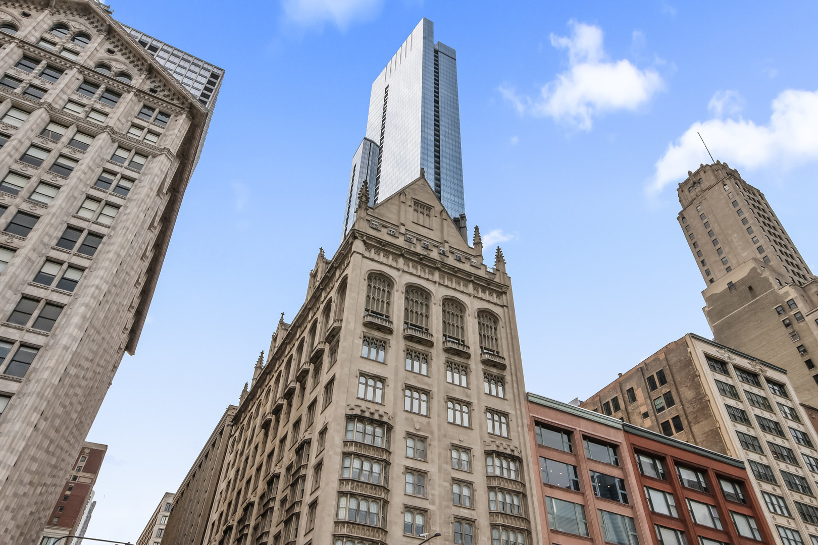 60 East Monroe Street, Unit 4704 Chicago, IL 60603 - Photo 1 of 1 a front view of a building