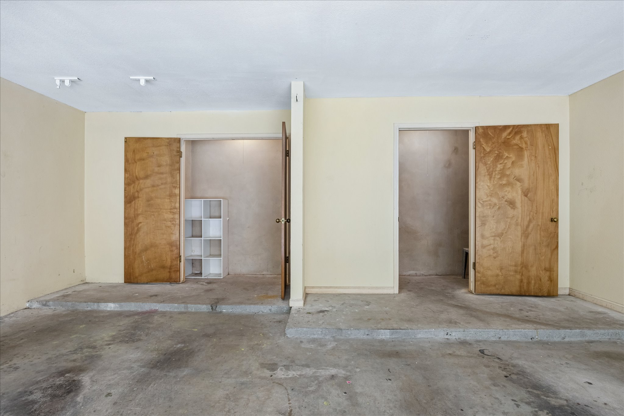 3845 Ranch Road 2222, Unit 33 Austin, TX 78731 - Photo 14 of 21 a view of an empty room with a window