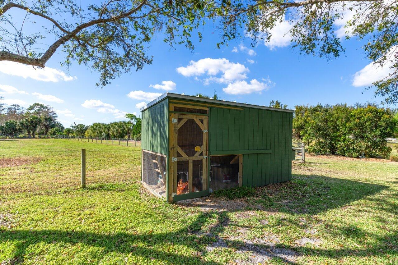 1802 Southwest Trailside Path Stuart, FL 34997 - Photo 44 of 57 Chicken Coup