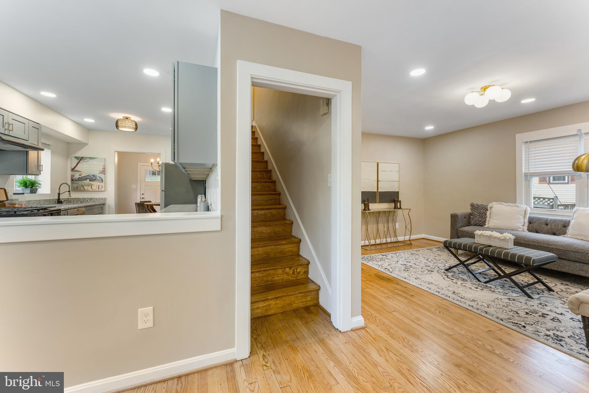 618 Potomac Avenue Silver Spring, MD 20910 - Photo 8 of 67